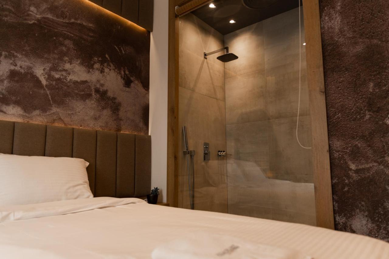 Roadside Hotel Lipjan Екстер'єр фото