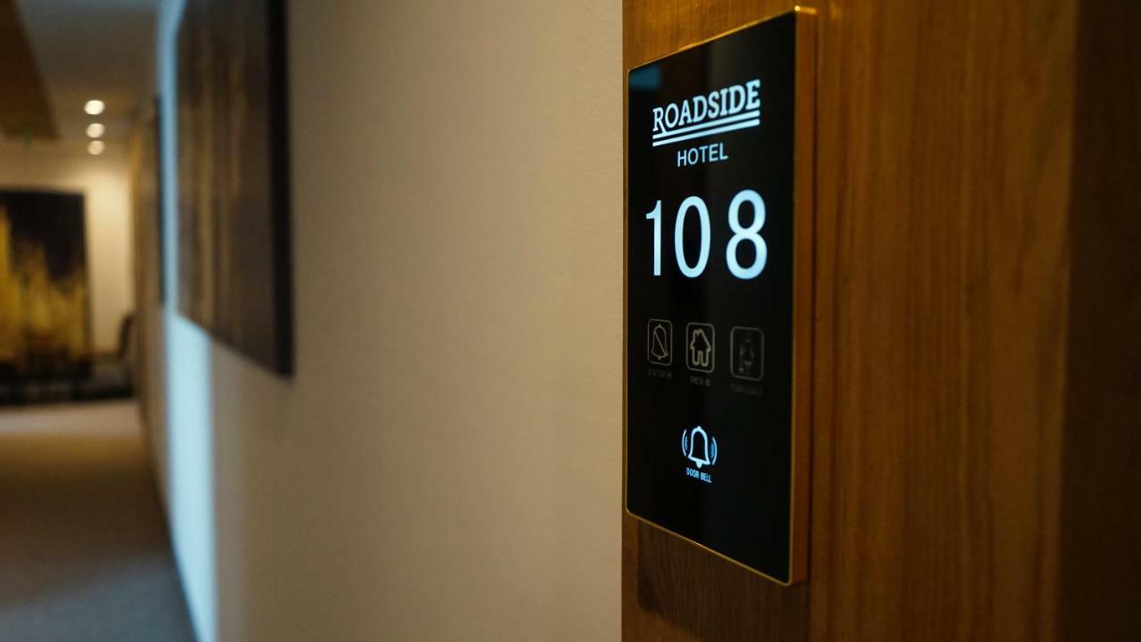 Roadside Hotel Lipjan Екстер'єр фото